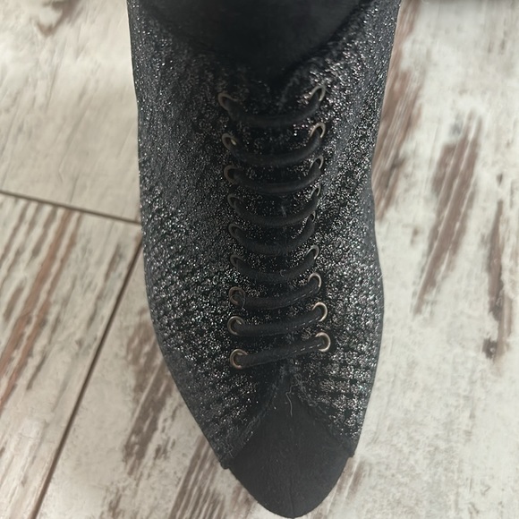 NWT-Victor&Rolf black wedge ankle booties - Picture 3 of 7